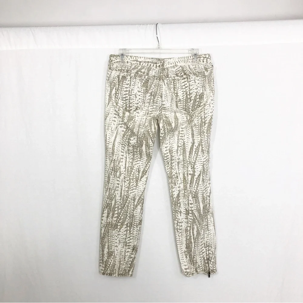 Free People Feather Design Zippered Hem Crop Ankle Jeans, Size 29, White Gray
